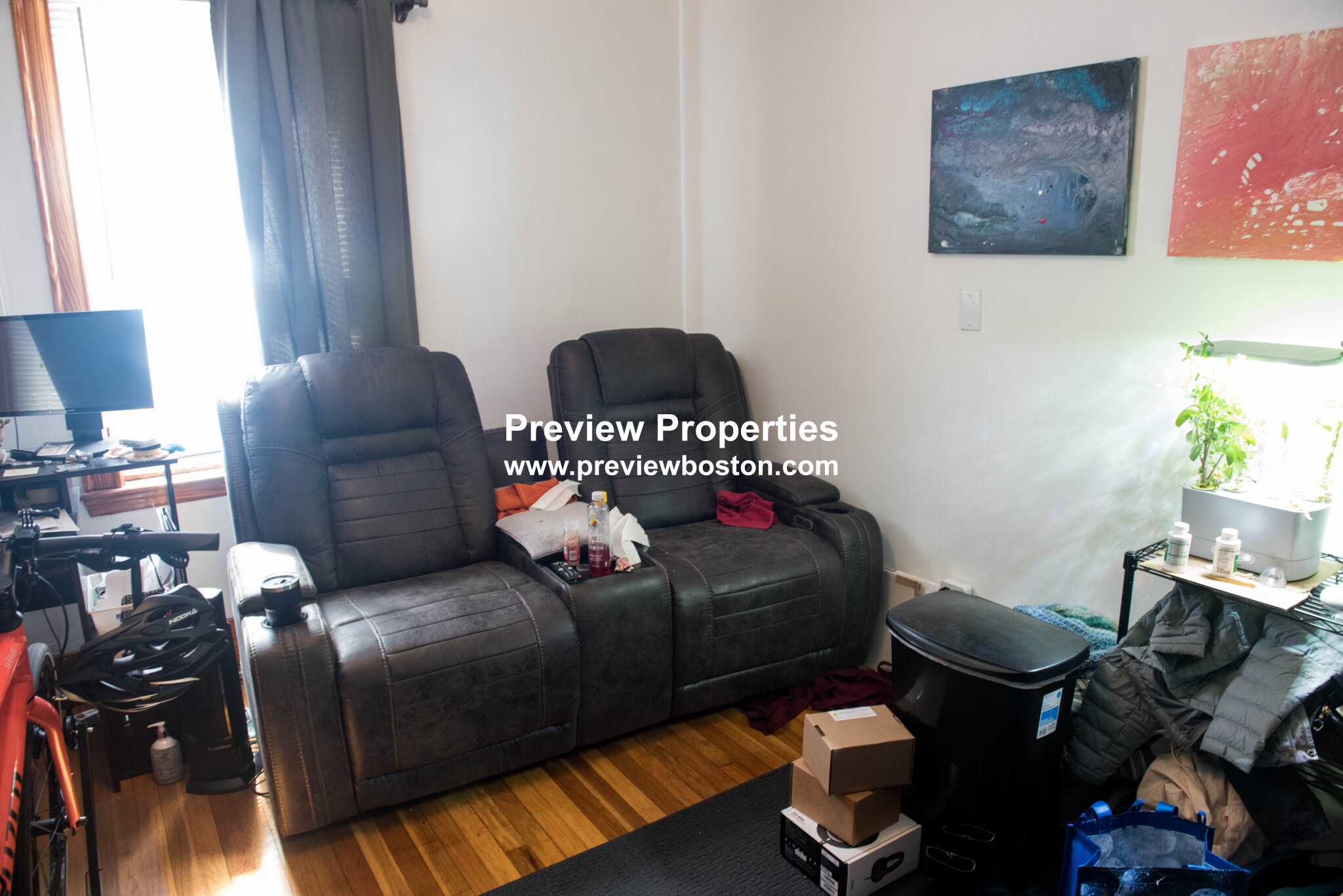 27 South Crescent Cir, Brighton