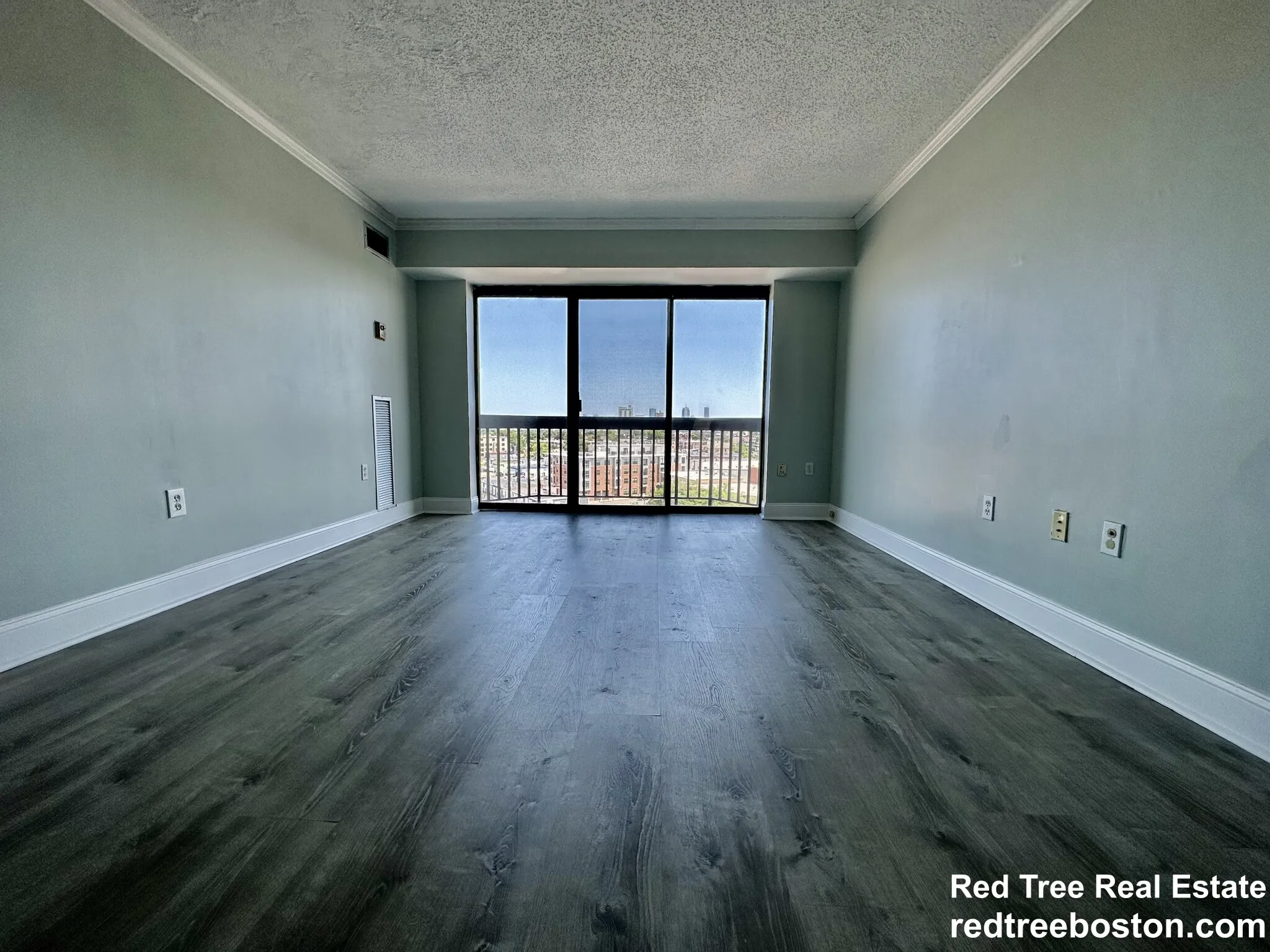 15 North Beacon St, Allston