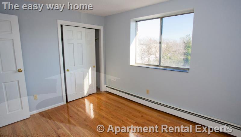 14 Murdock St, Ball Square