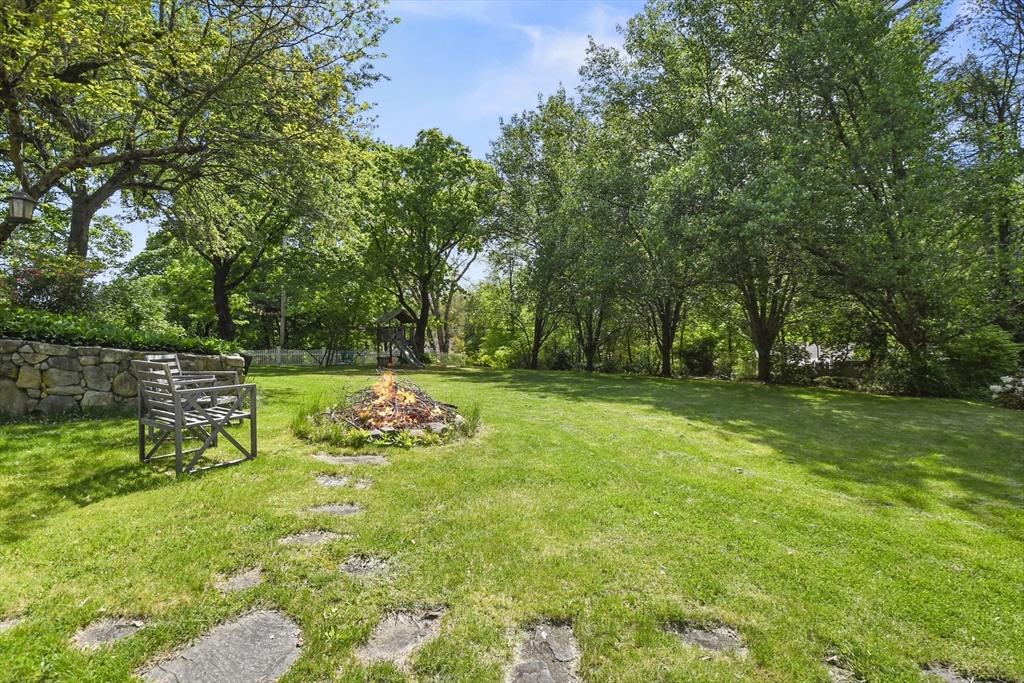 209 Curve St, Millis