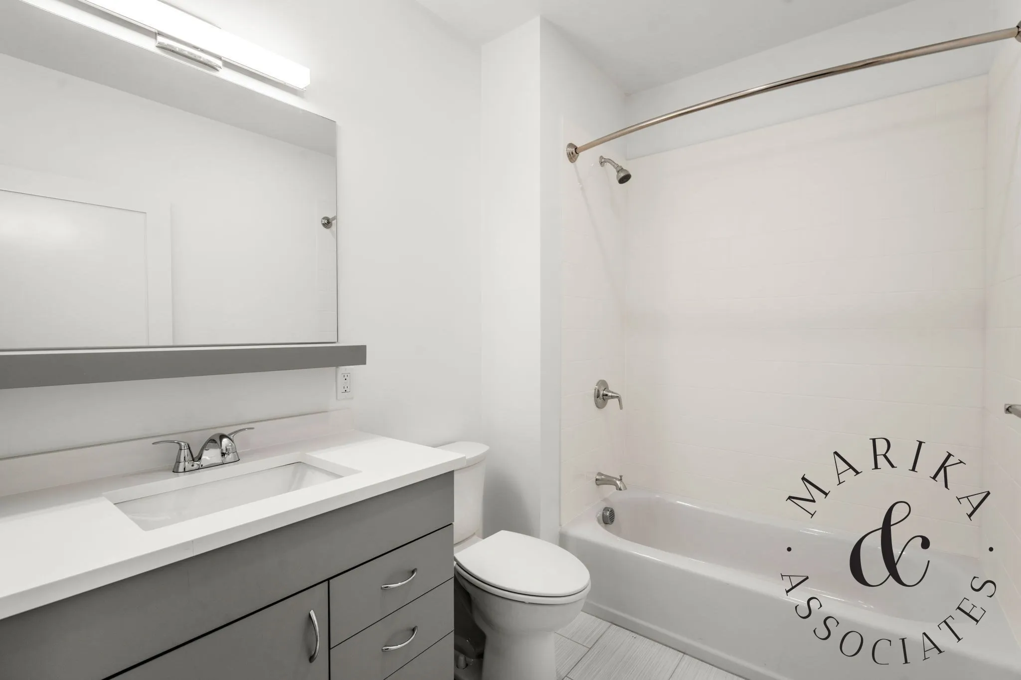40 Centre St, North Brookline