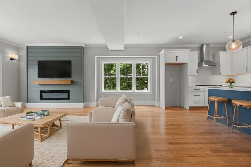 22 Pleasant St, Mansfield