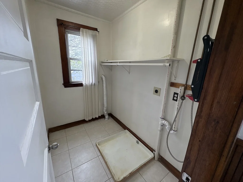 403 Trapelo Rd, Belmont