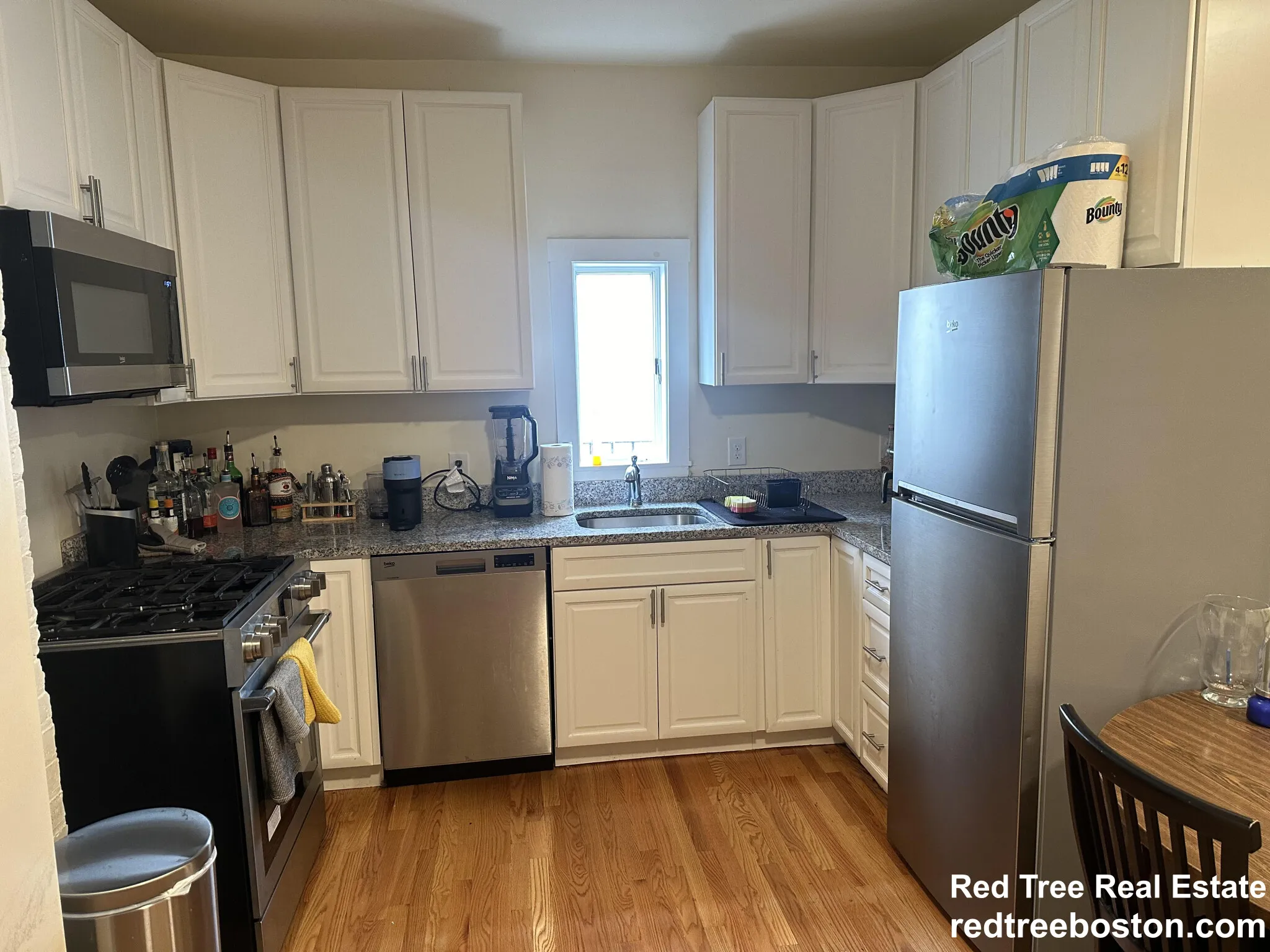 525 West 3rd St, South Boston