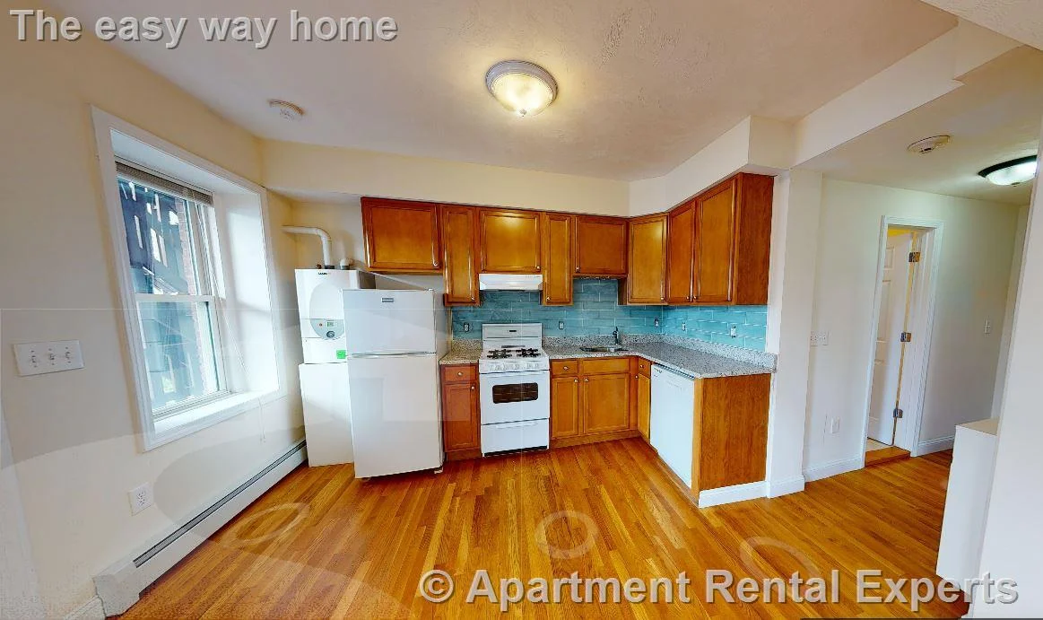 1056 Cambridge St, East Cambridge