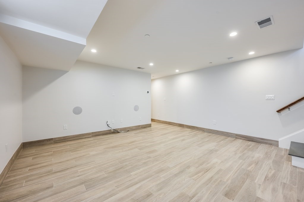 8 Enterprise St, Dorchester