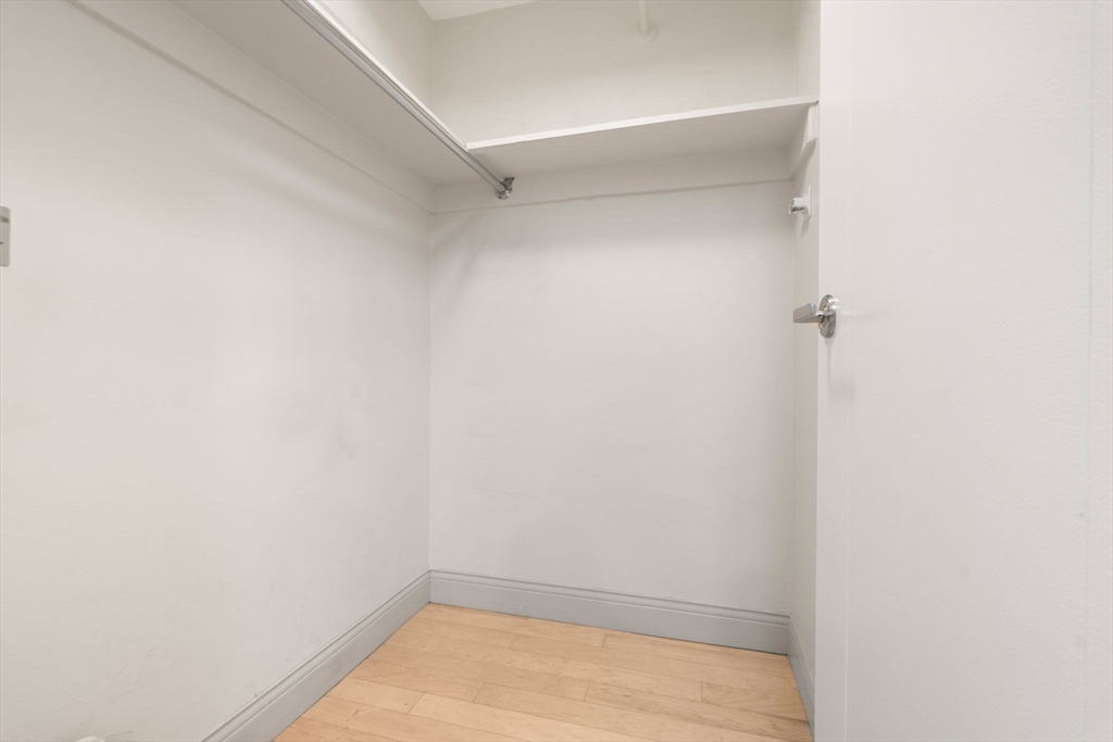 1600 Beacon St, Corey Hill