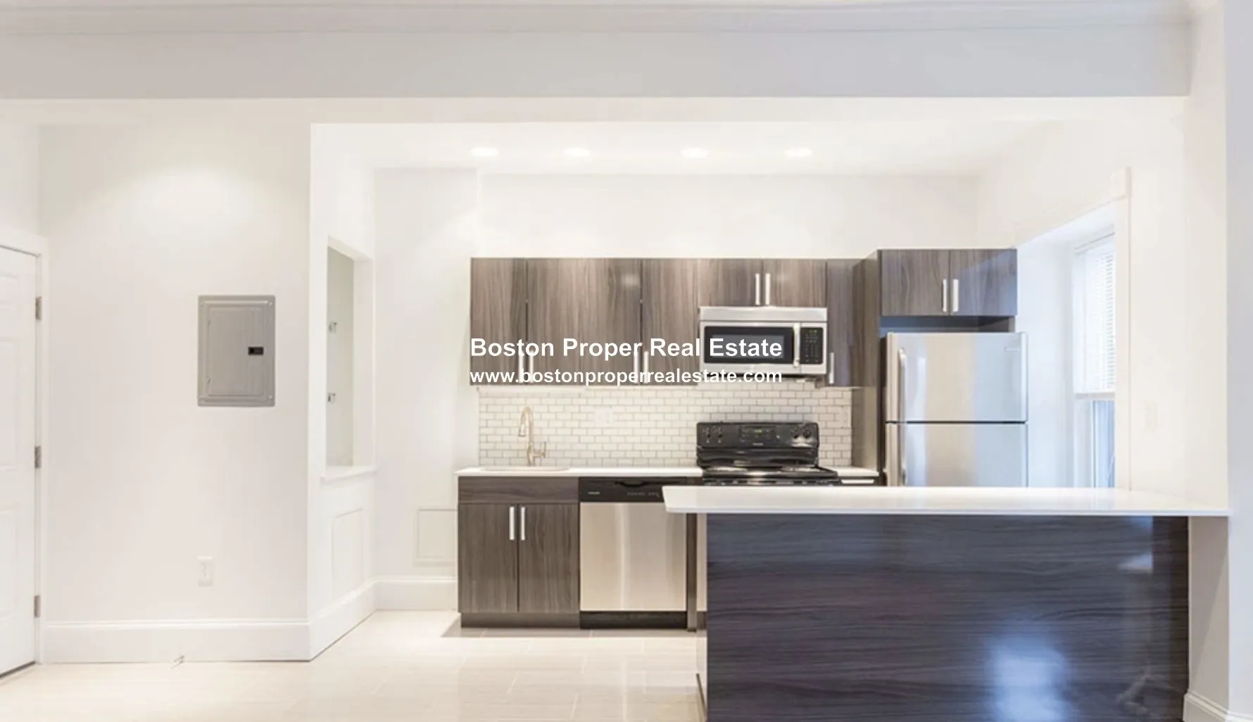 227 Newbury St, Back Bay