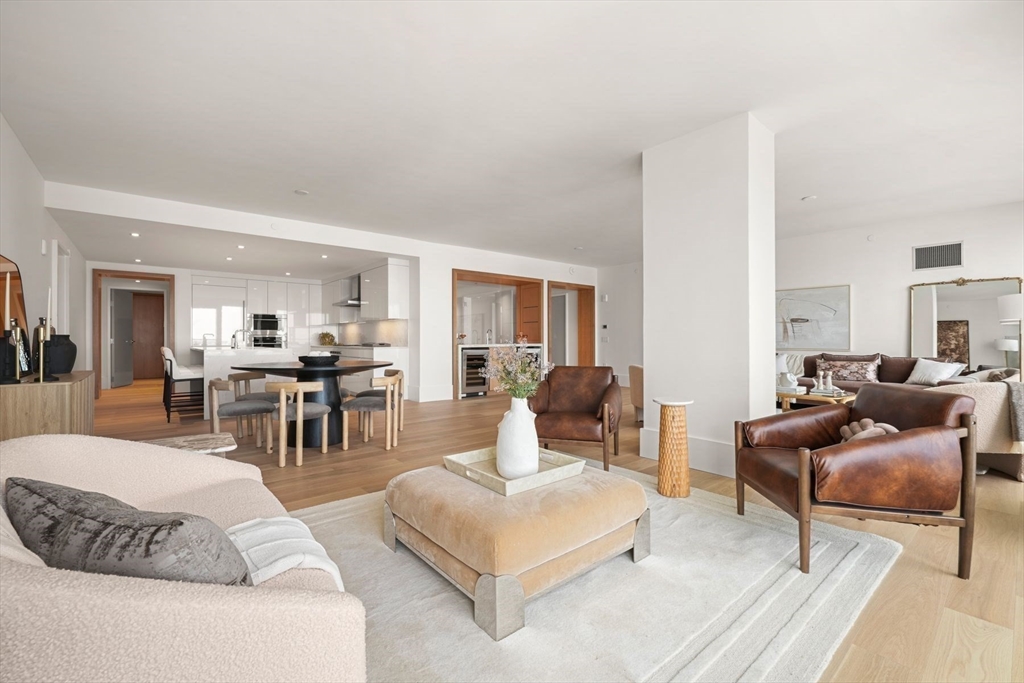 150 Seaport Boulevard, Seaport District