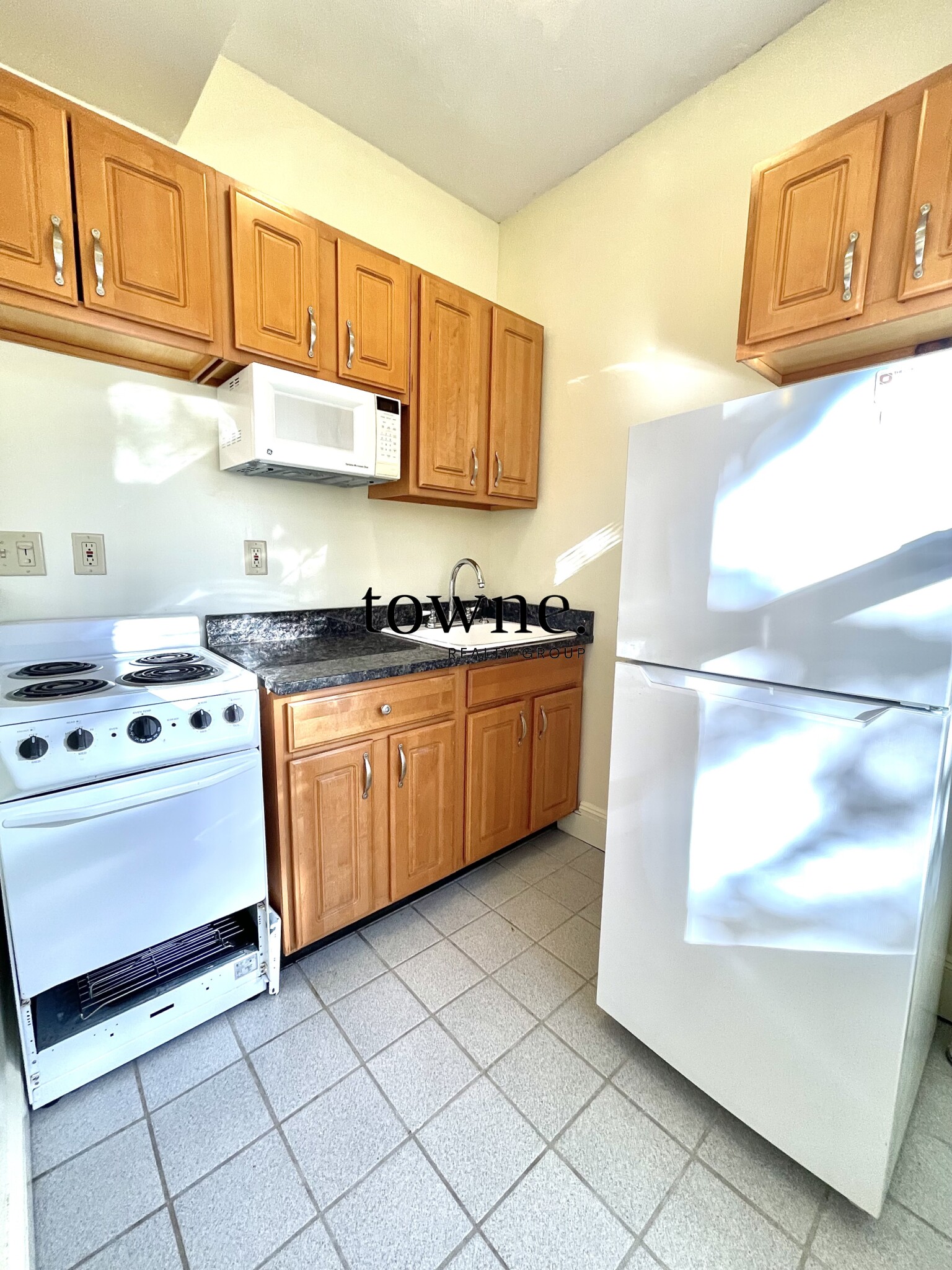 19 Queensberry St, Fenway