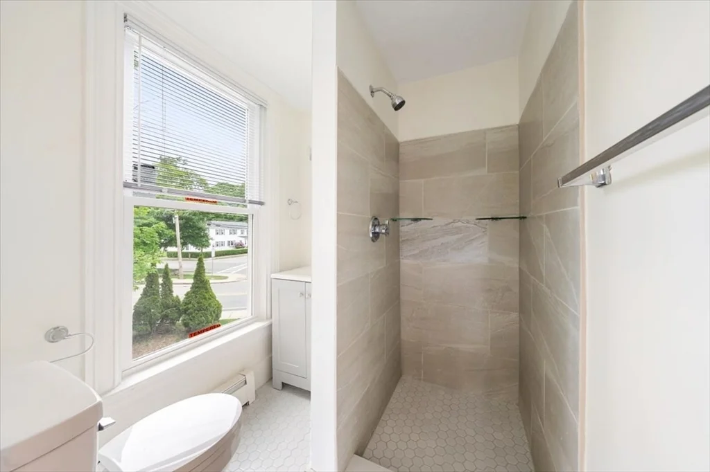 75 South St, Westborough