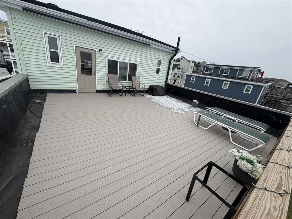 573 Shirley St, Winthrop