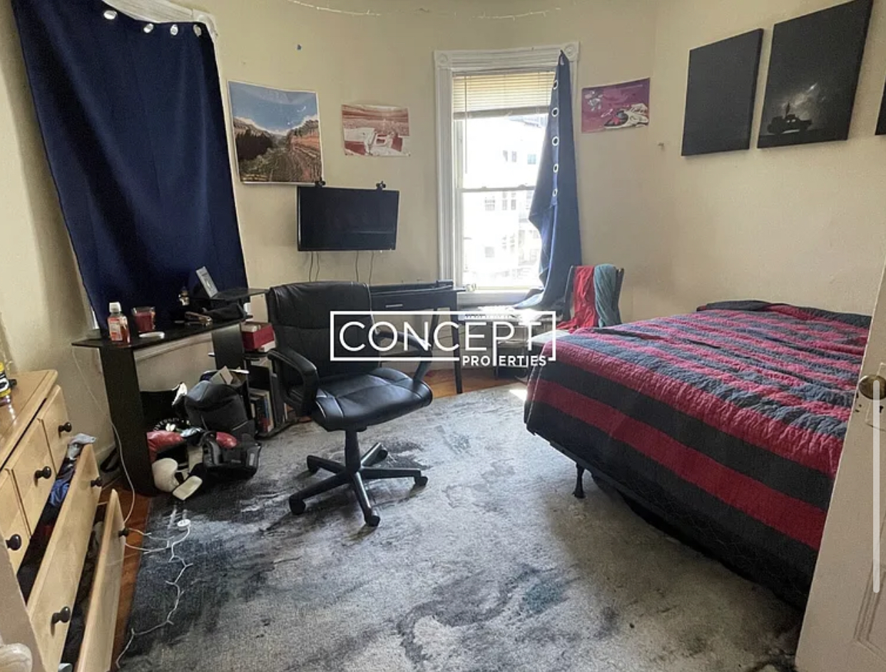 65 Hillside St, Mission Hill