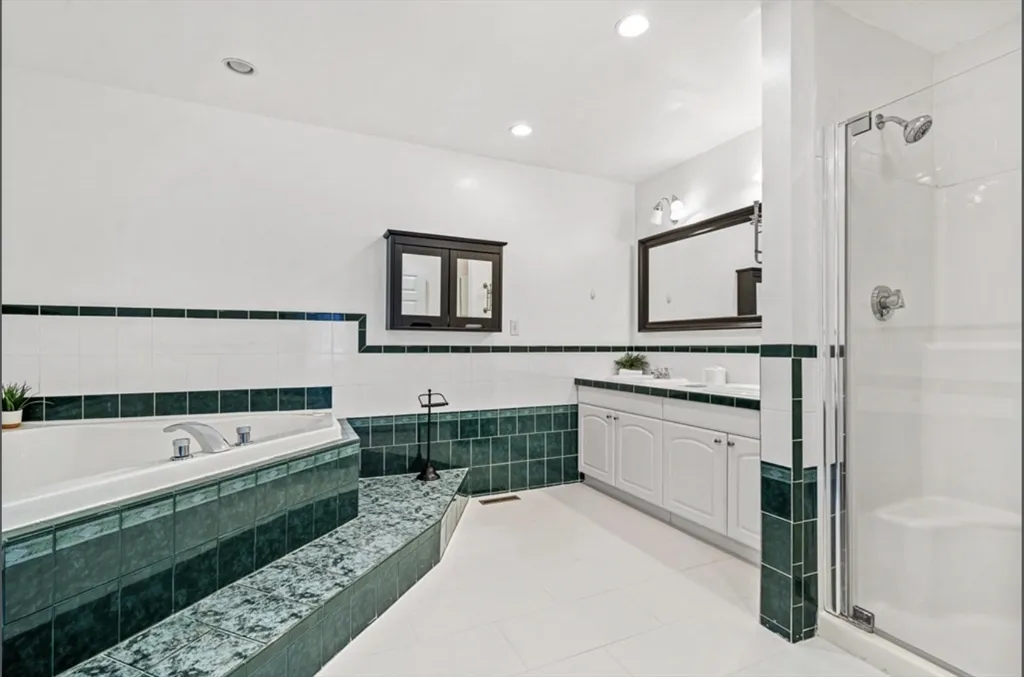 476 East 3rd St, South Boston