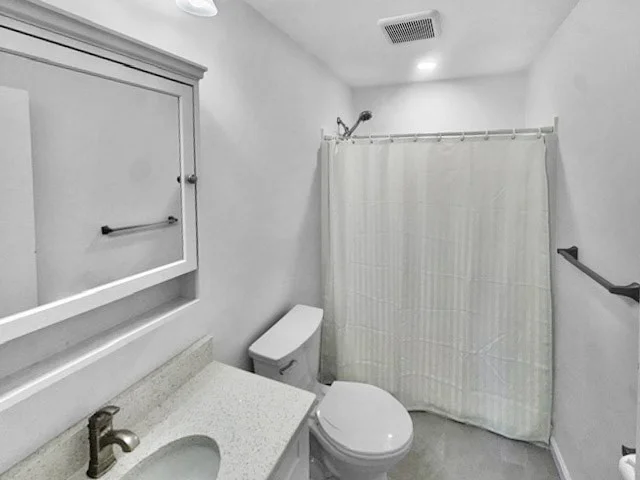 418 Edgebrook Dr, Boylston
