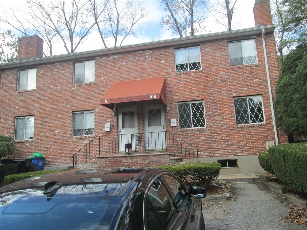 112 Clark St, Belmont