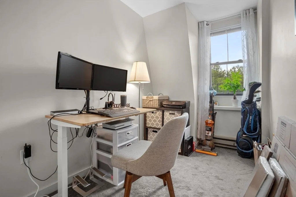 39 Dwight St, South End