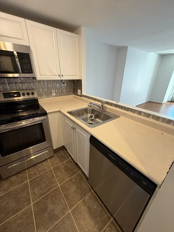 10 Museum Way, East Cambridge