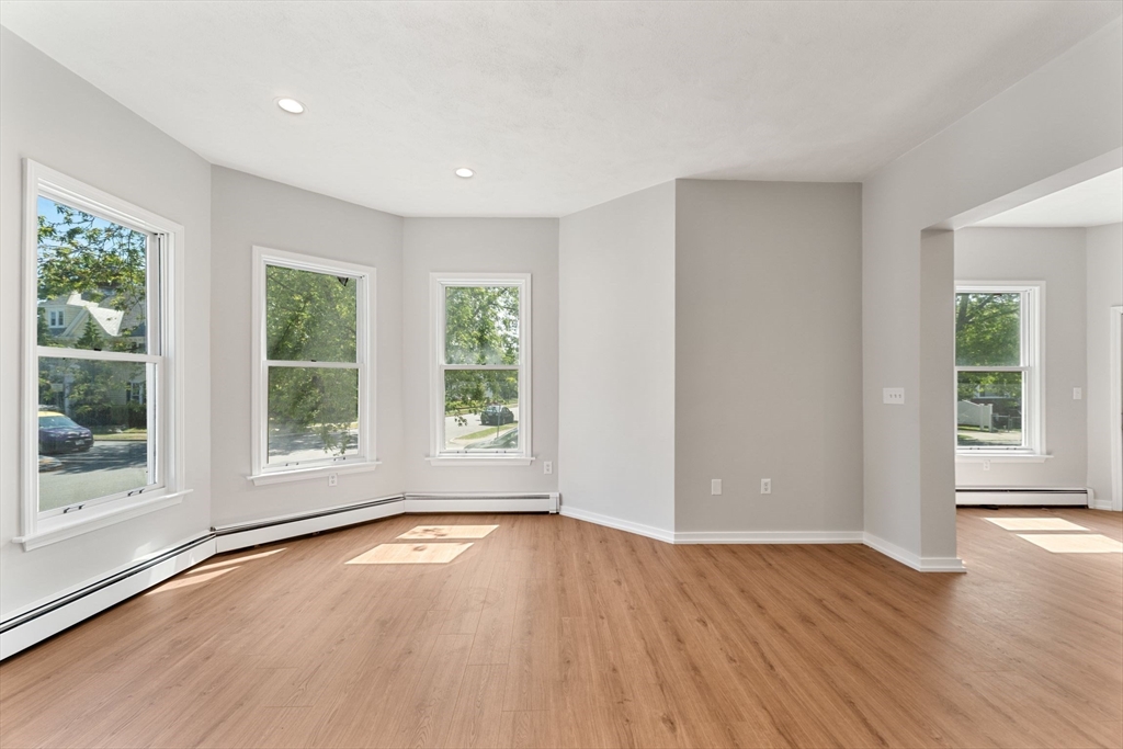 179 Ocean St, Diamond District