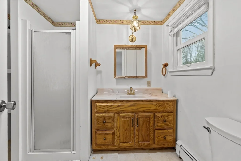 323 Flagg St, Bridgewater