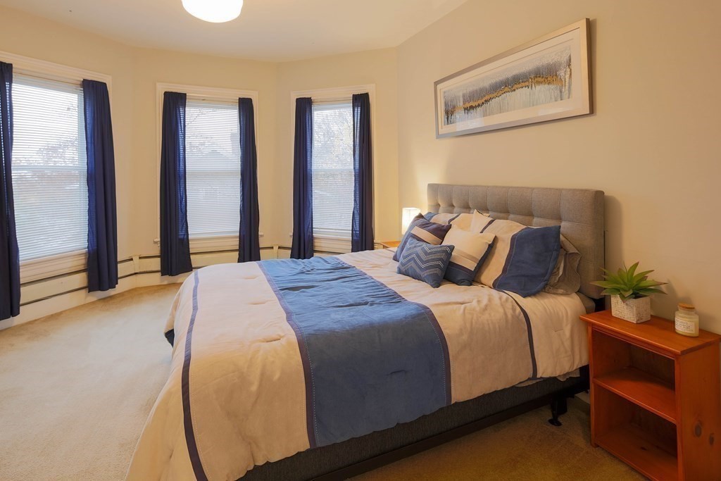 182 Palfrey St, Watertown