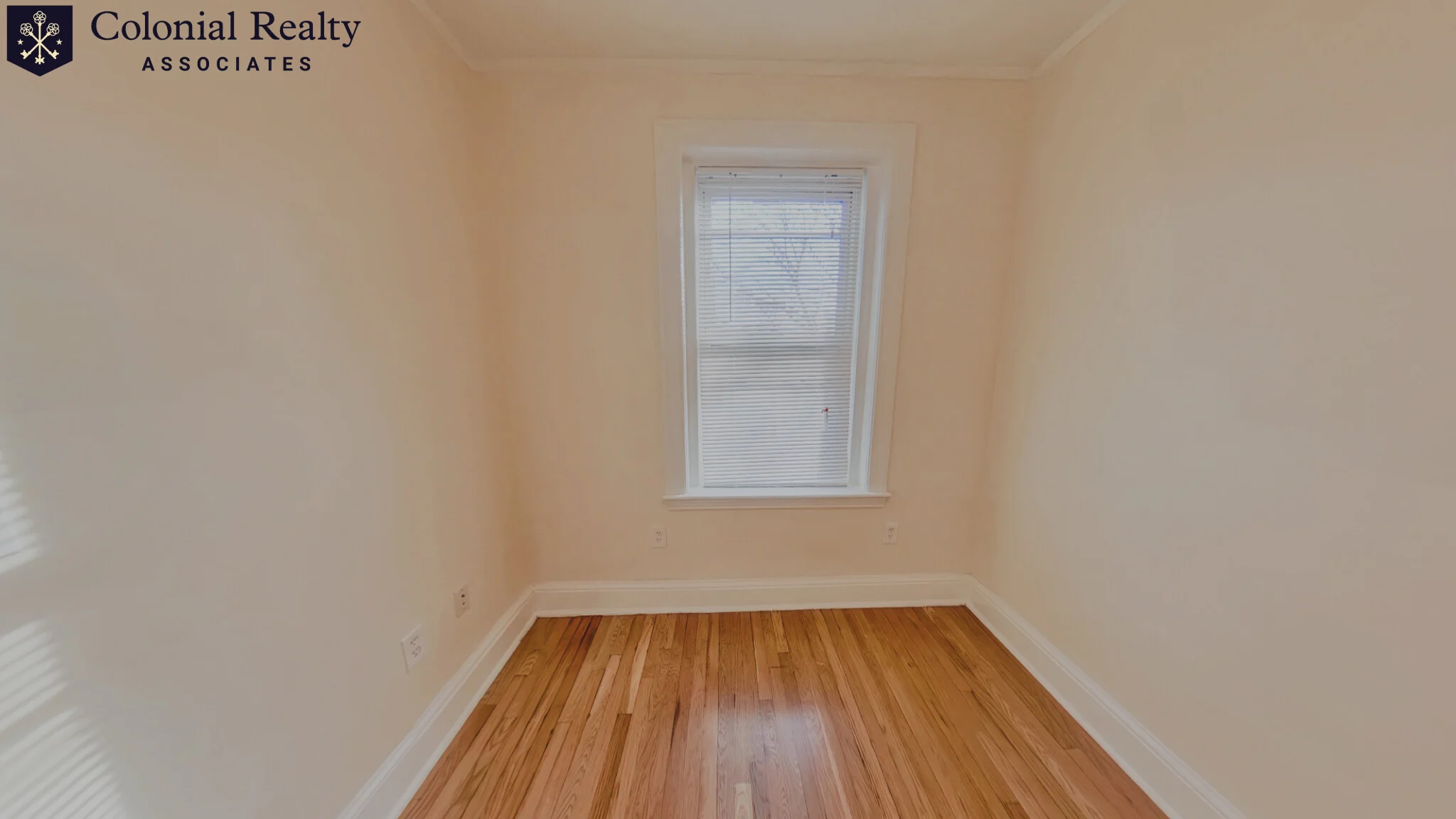 77 Thatcher St, North Brookline