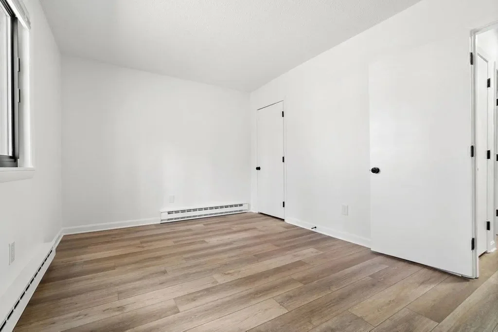 18 Pierce St, Foxboro