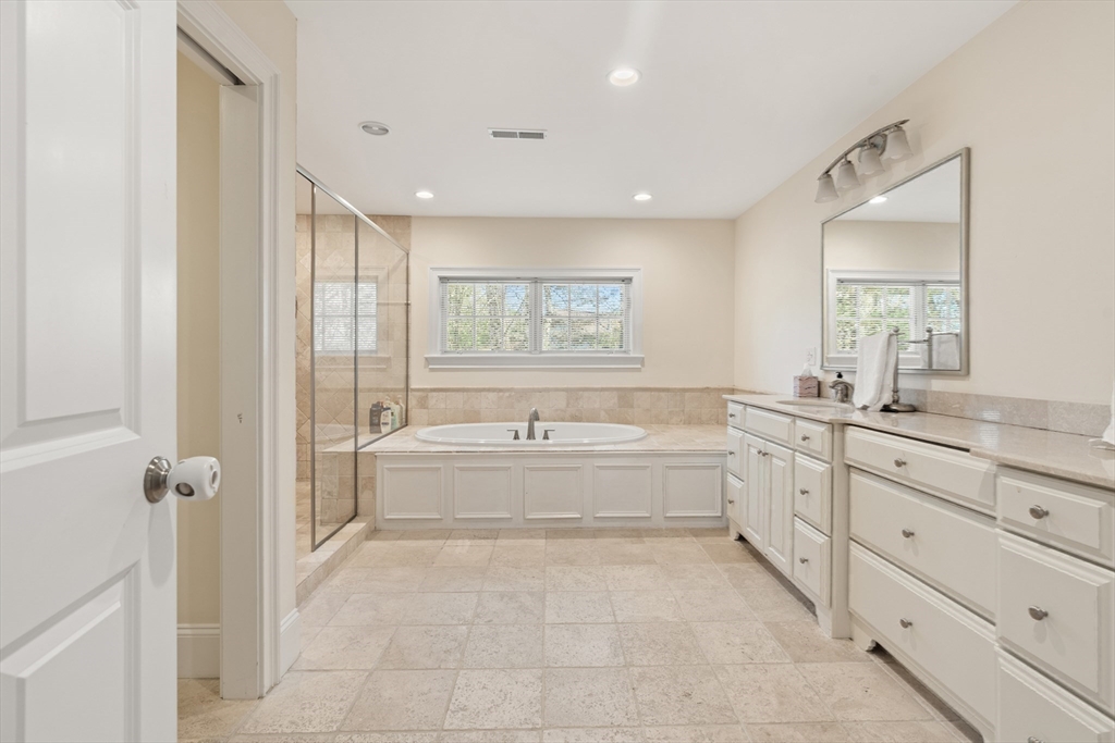 36 Normandy Rd, Lexington