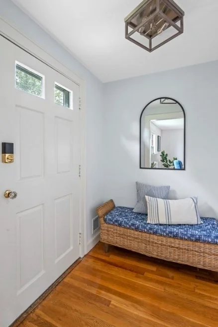 24 Hereford Rd, Marblehead