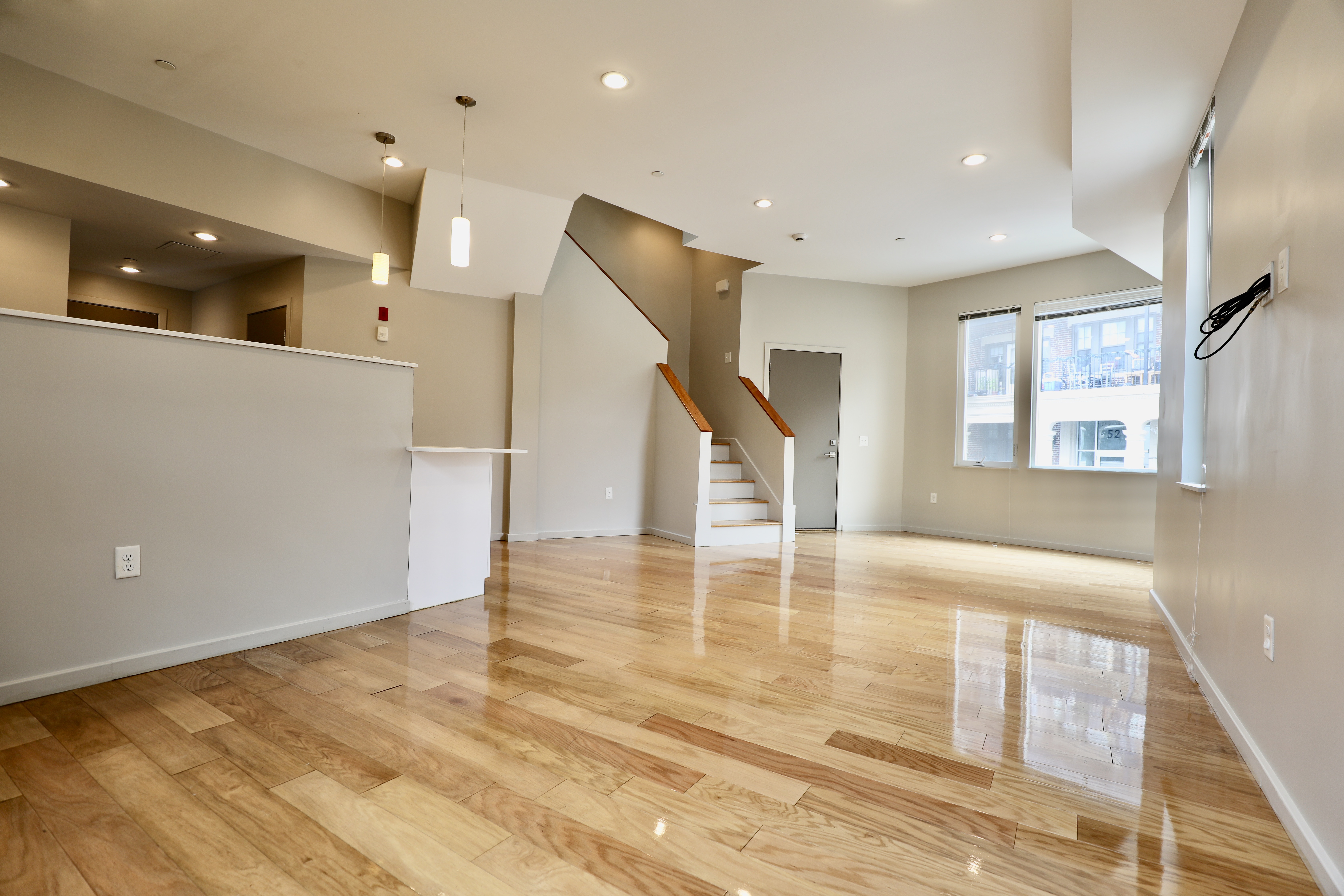 5 bed, 2.5 bath apartment for rent at 57 Glenville Ave Unit 1, Allston — photo 5 of 23