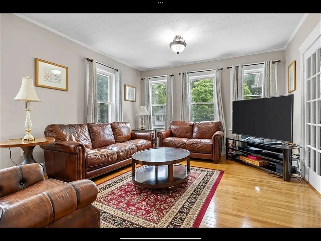 24 Lincoln St, North Andover