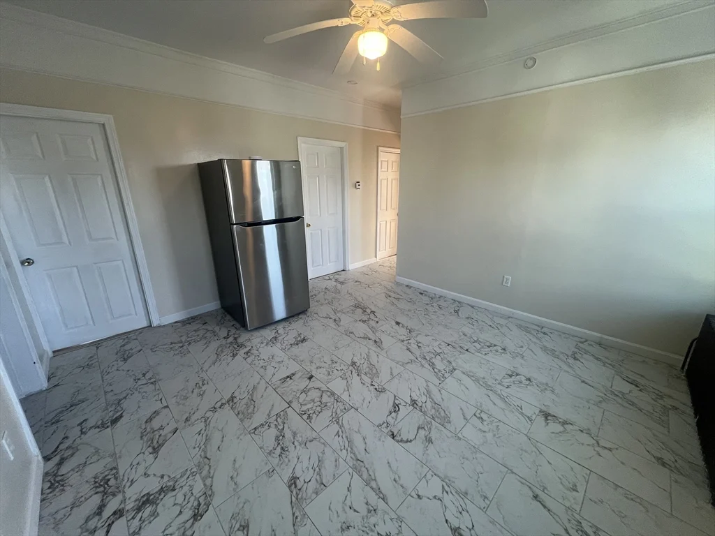 109 Walker St, Fall River