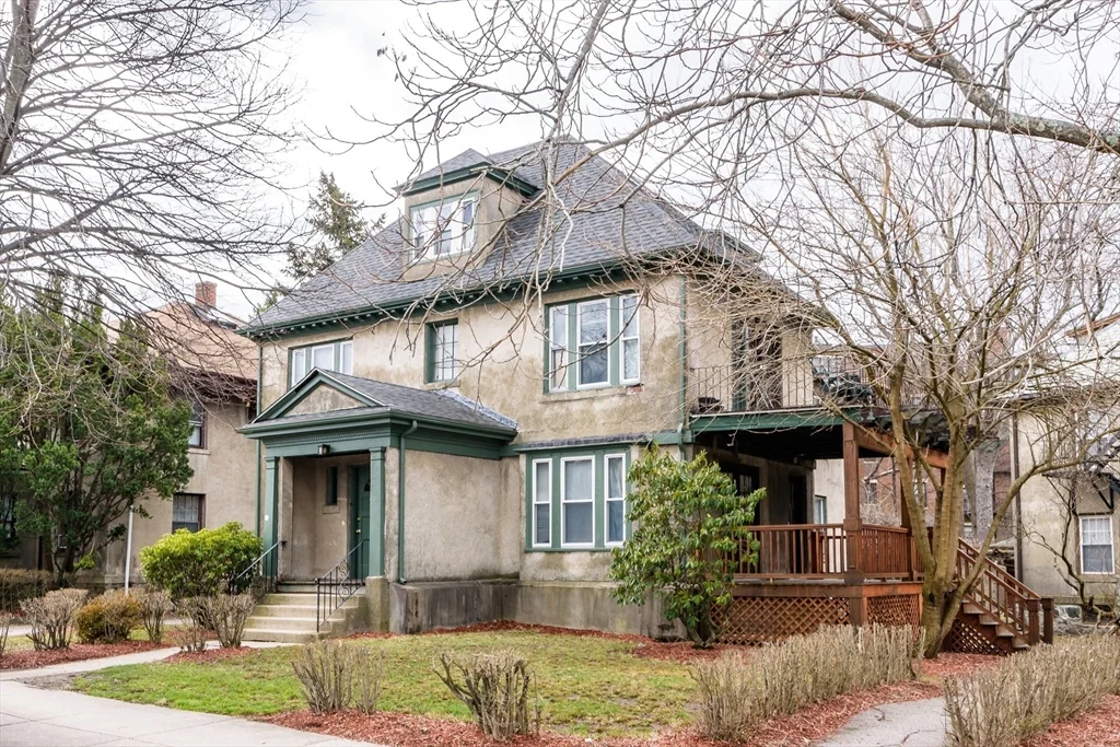 229-231 Chestnut Hill Ave, Brighton