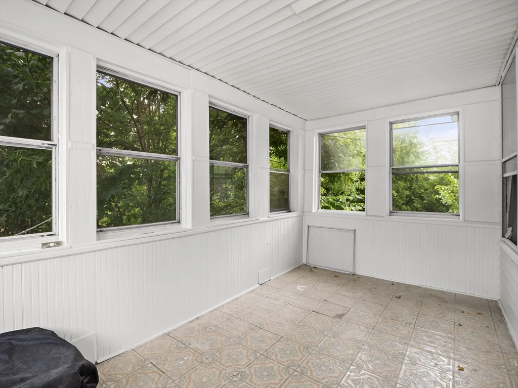 149 Mountain Ave, Revere