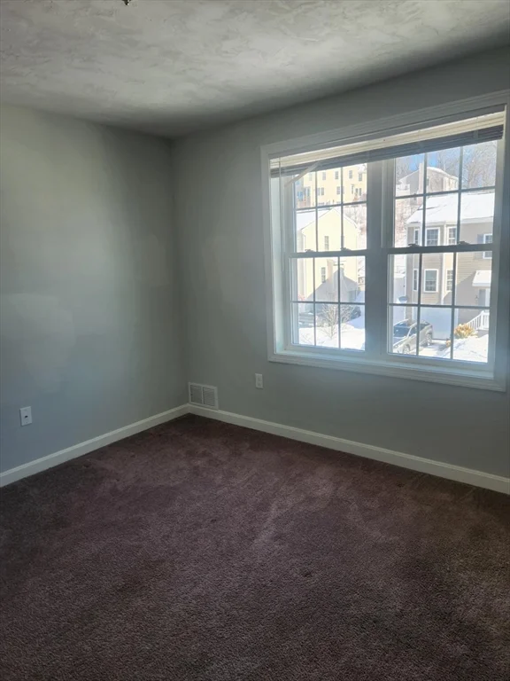 24 Bittersweet Blvd, Worcester