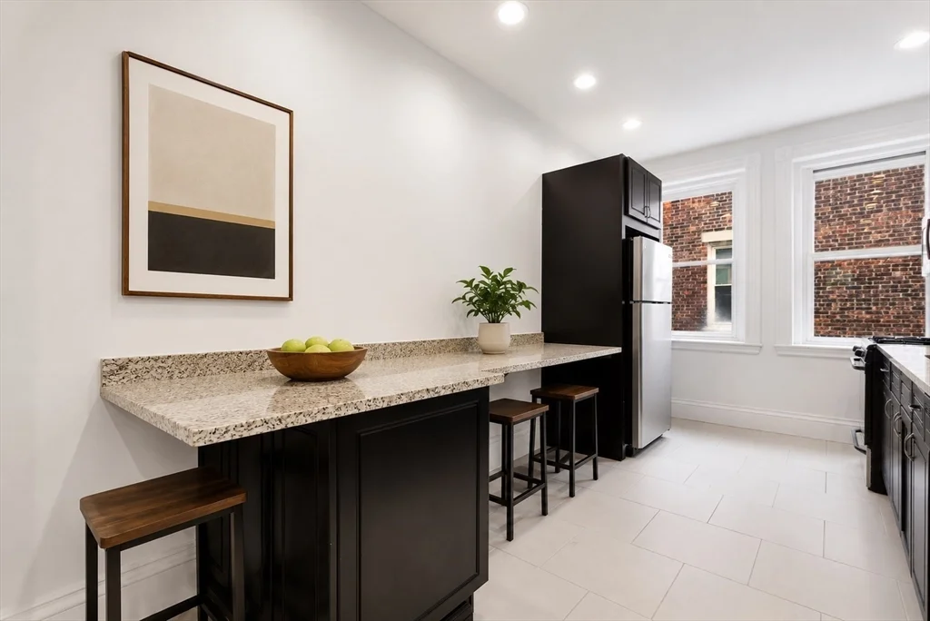 181 Harvard St, Coolidge Corner