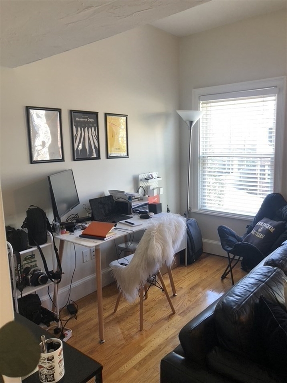 288 W 3rd St, South Boston