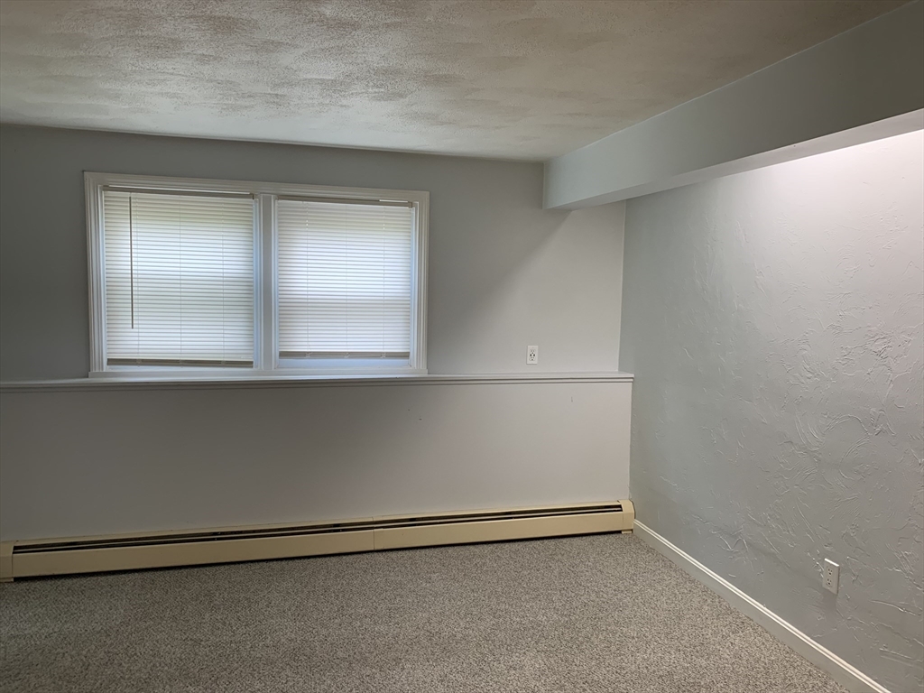 444 Quincy St, Fall River