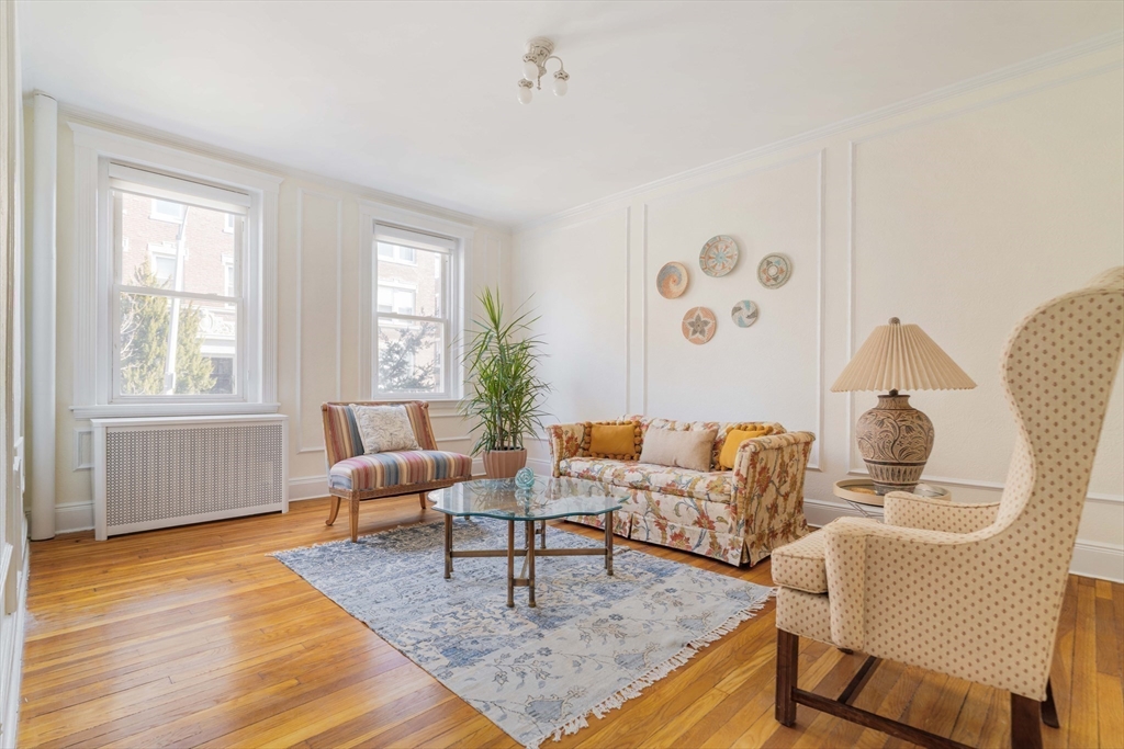 32 James St, North Brookline