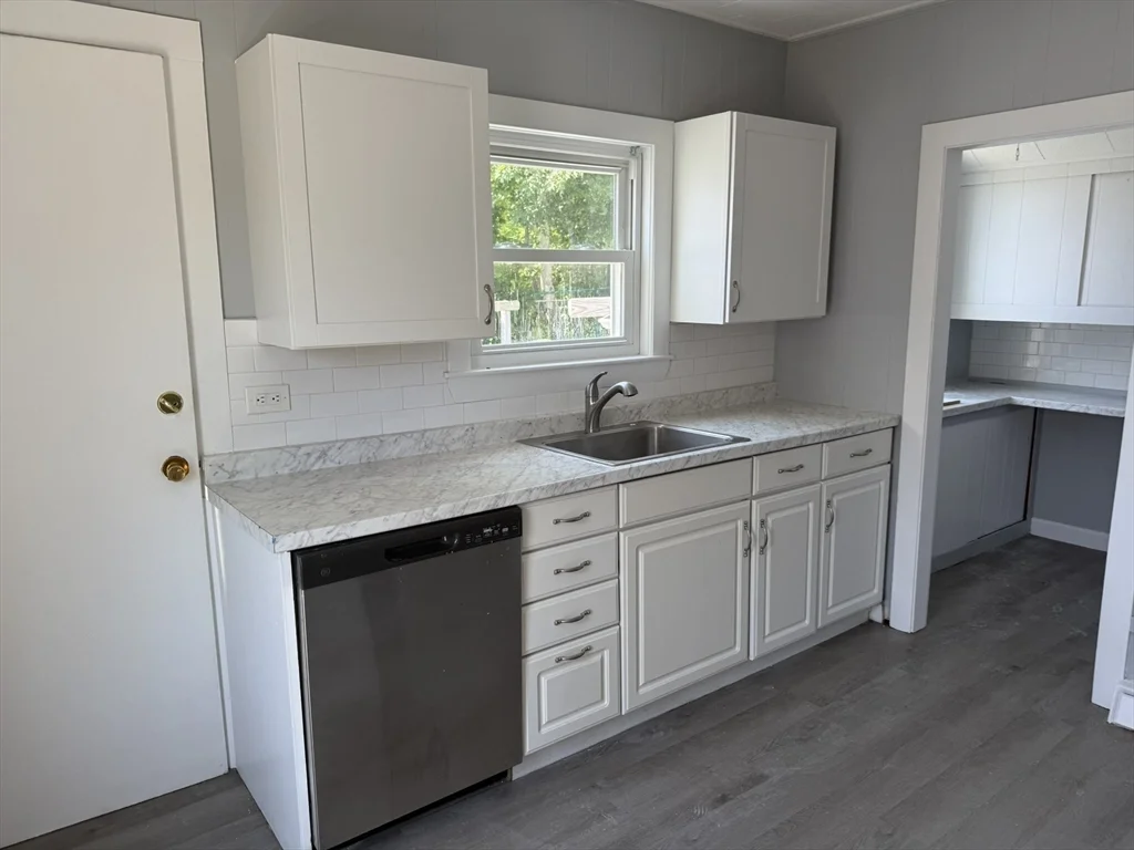 410 Court St, North Plymouth