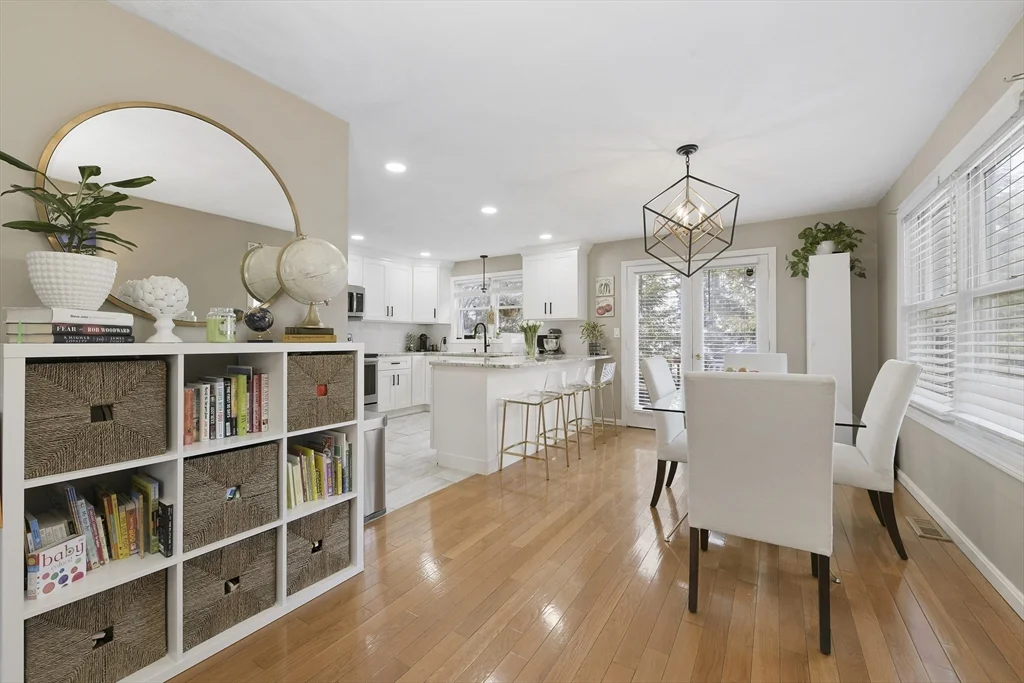 1045 Washington St, Newton