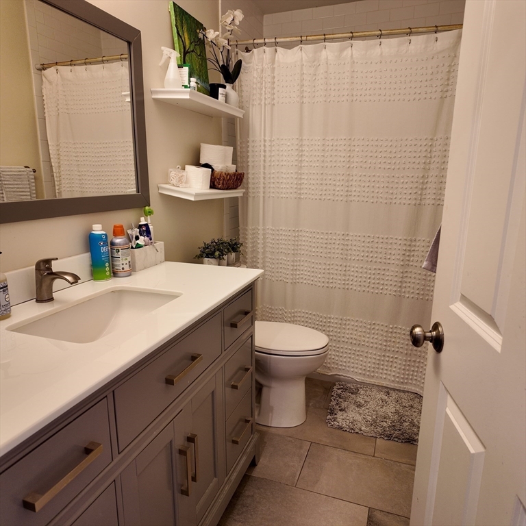 7 Loring, South Boston