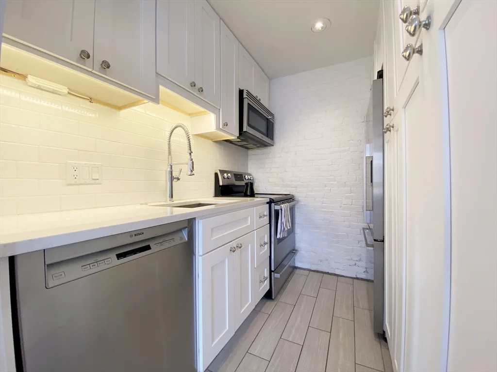 363 Marlborough St, Back Bay