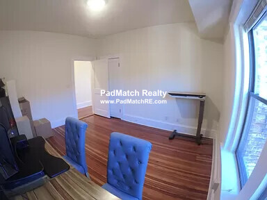 1463 Beacon St, Griggs Park