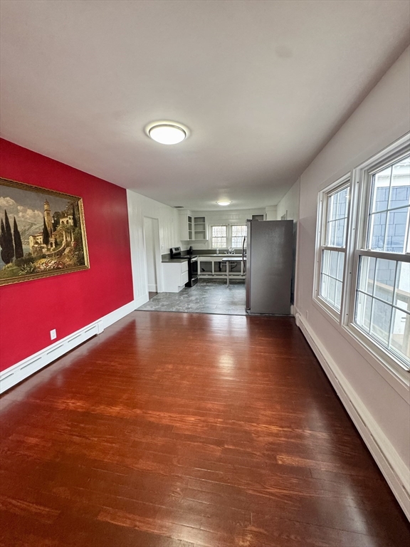 672 W Rodney French Blvd, Far North