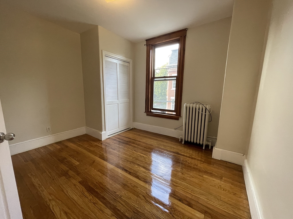 338 K St, South Boston