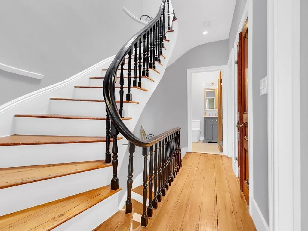 482 Columbus Ave, South End