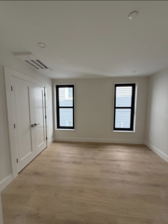 78 Gates, South Boston