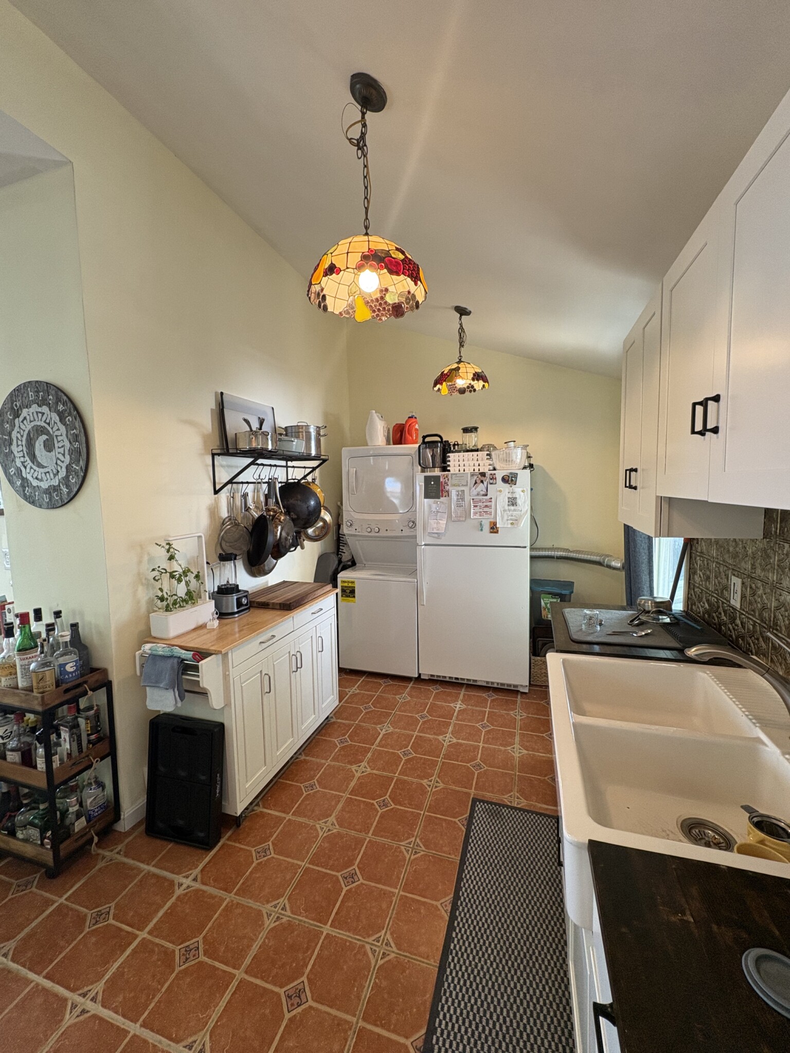 100 Summit Ave, Winthrop