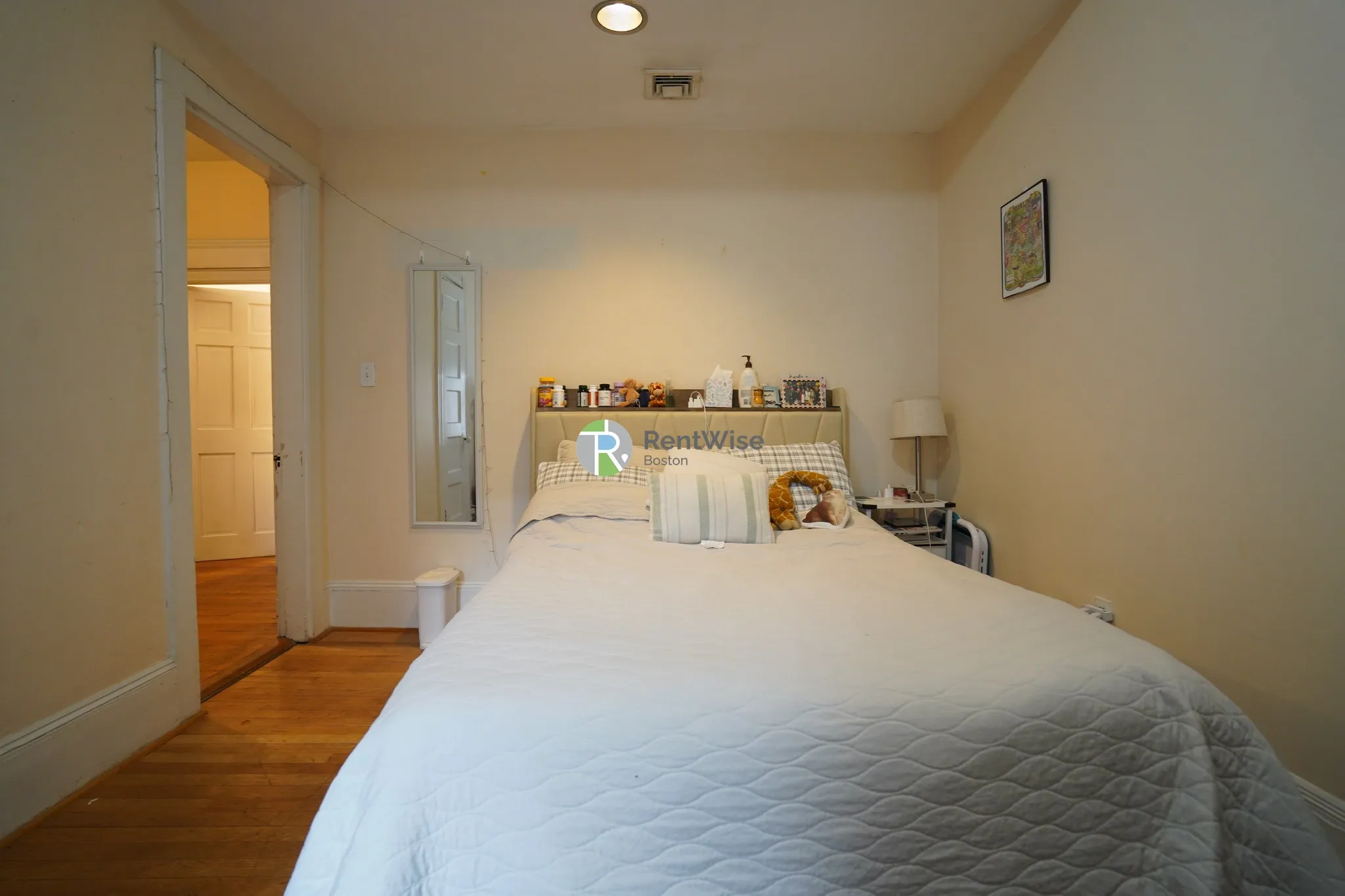9 Vernon St, Coolidge Corner
